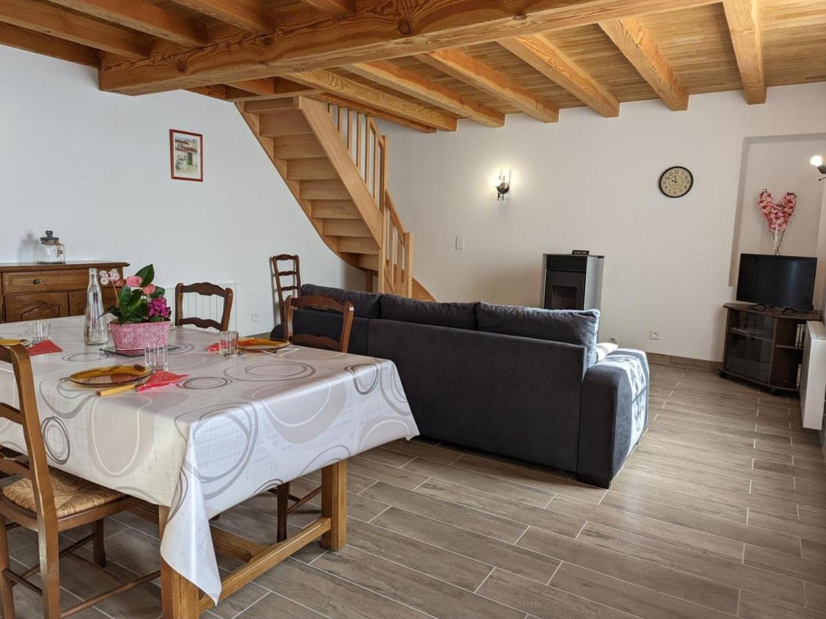 Maison Lumineuse Avec Cour Privative, Proche Sites Culturels, Tout Confort, Equipe Bebe, Wifi Inclus - Fr-1-653-98 Puyreaux Экстерьер фото