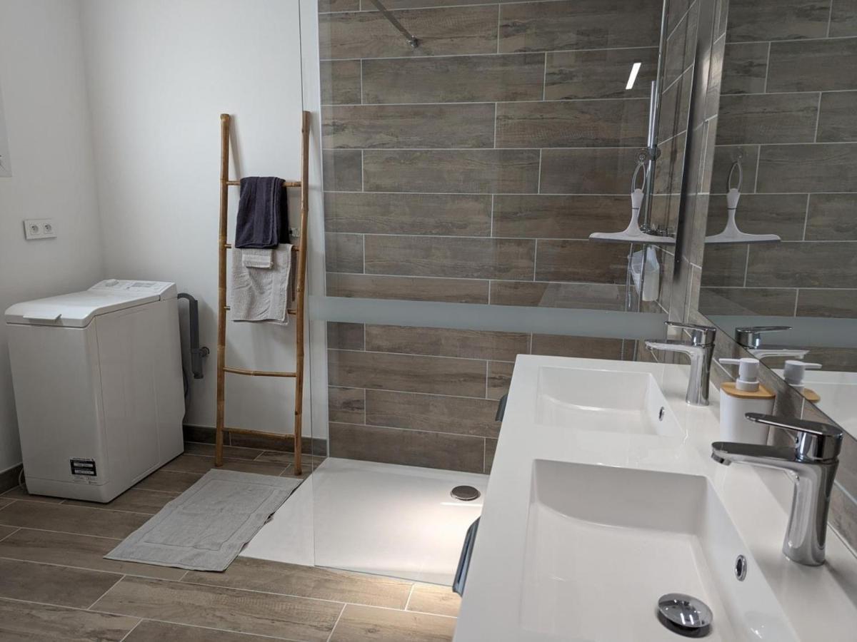 Maison Lumineuse Avec Cour Privative, Proche Sites Culturels, Tout Confort, Equipe Bebe, Wifi Inclus - Fr-1-653-98 Puyreaux Экстерьер фото